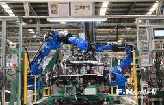 <b>出产环节的数据通过大屏及时呈现</b>